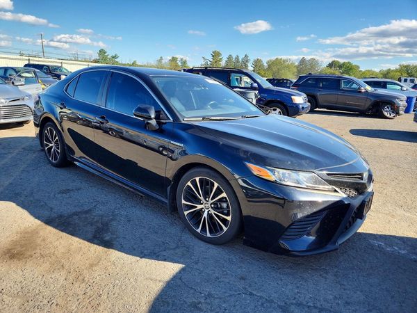 2020 TOYOTA CAMRY — Passenger 3/4