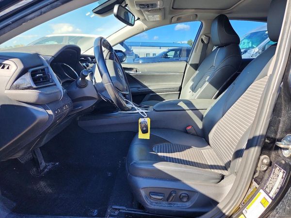 2020 TOYOTA CAMRY — DENT