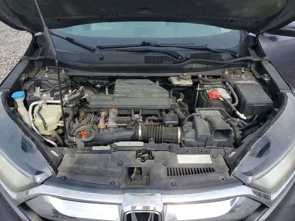 2017 HONDA CRV Touring — Engine bay