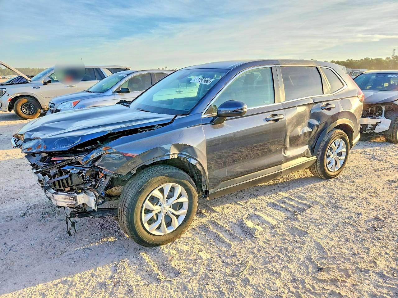 2025 HONDA CR-V LX — Front 3/4