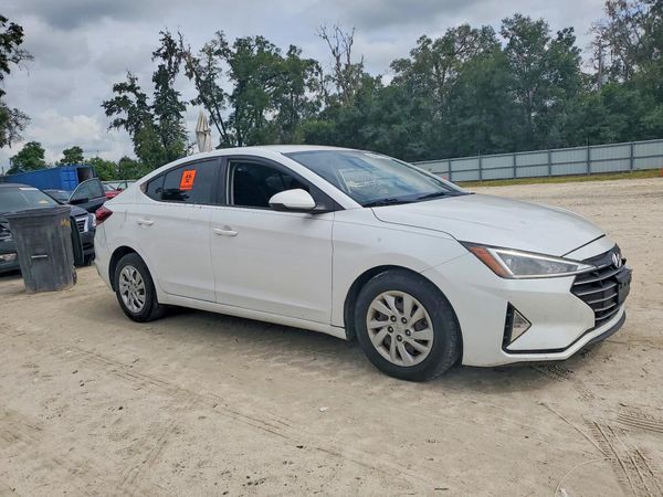 2019 HYUNDAI ELANTRA SE — Passenger 3/4