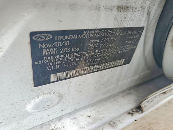 2019 HYUNDAI ELANTRA SE — VINS