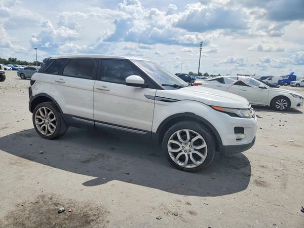 2015 LAND ROVER RANGEROVER Pure Plus — Passenger 3/4