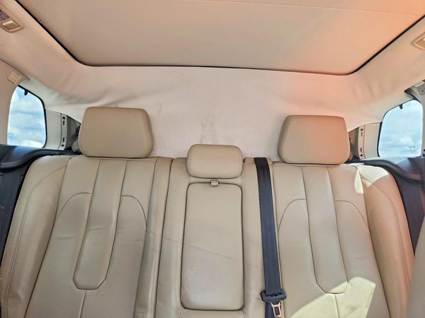 2015 LAND ROVER RANGEROVER Pure Plus — SUVN