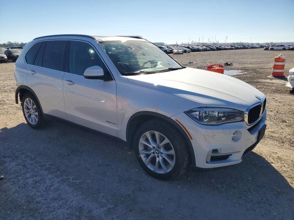 2016 BMW X5 sDrive35i — Passenger 3/4