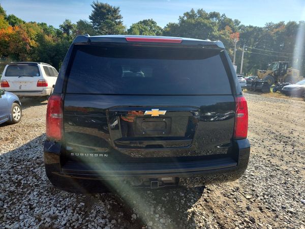 2019 CHEVROLET SUBURBAN LT — DIRR