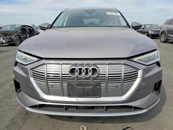 2019 AUDI E-TRON e-tron quattro Prestige — DIRF