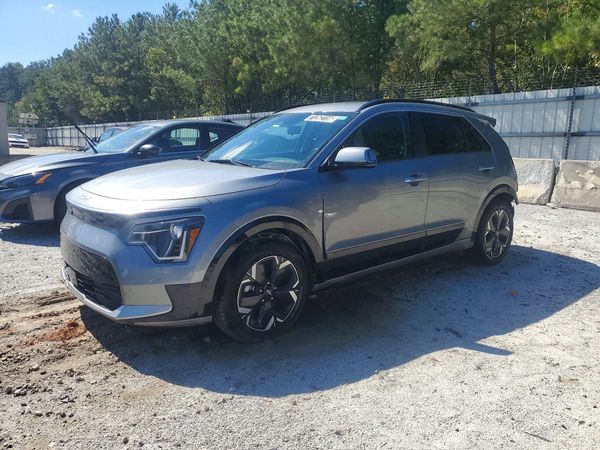 2024 KIA NIRO Wind — Front 3/4