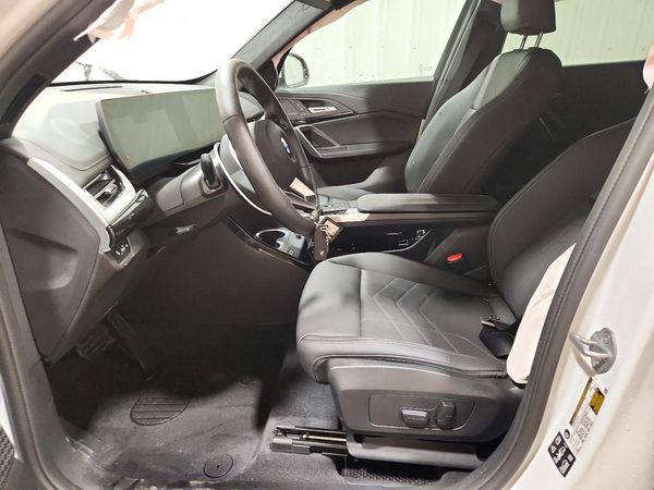 2026 BMW X1 xDrive28i — DENT