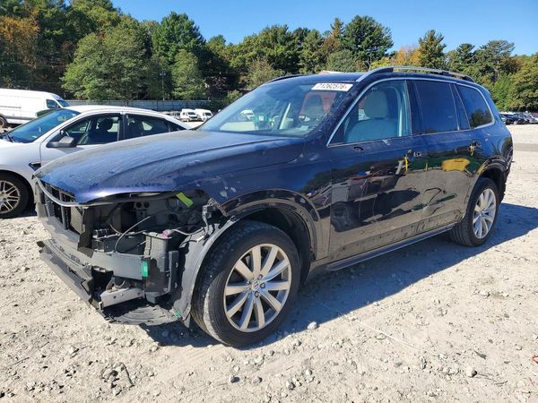 2016 VOLVO XC90 — DSFA — Front 3/4