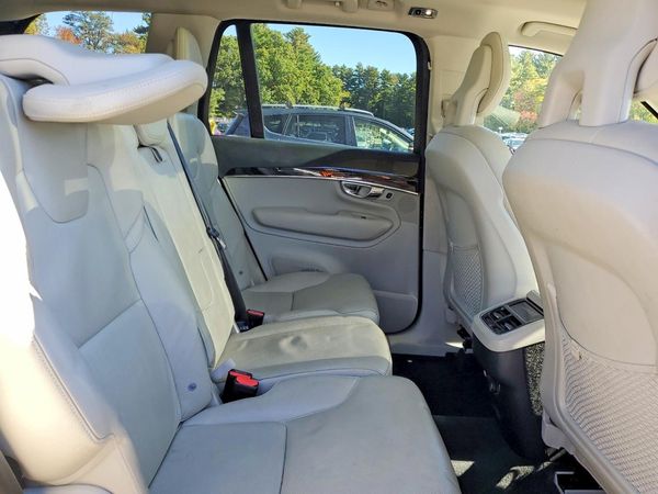 2016 VOLVO XC90 SV42 Momentum — PSRS