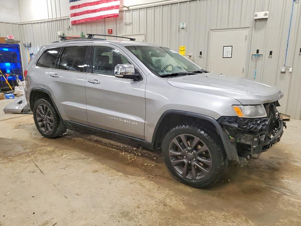 2015 JEEP GRAND CHEROKEE Limited — Passenger 3/4