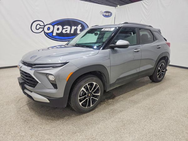 2025 CHEVROLET TRAILBLAZE LT — Front 3/4