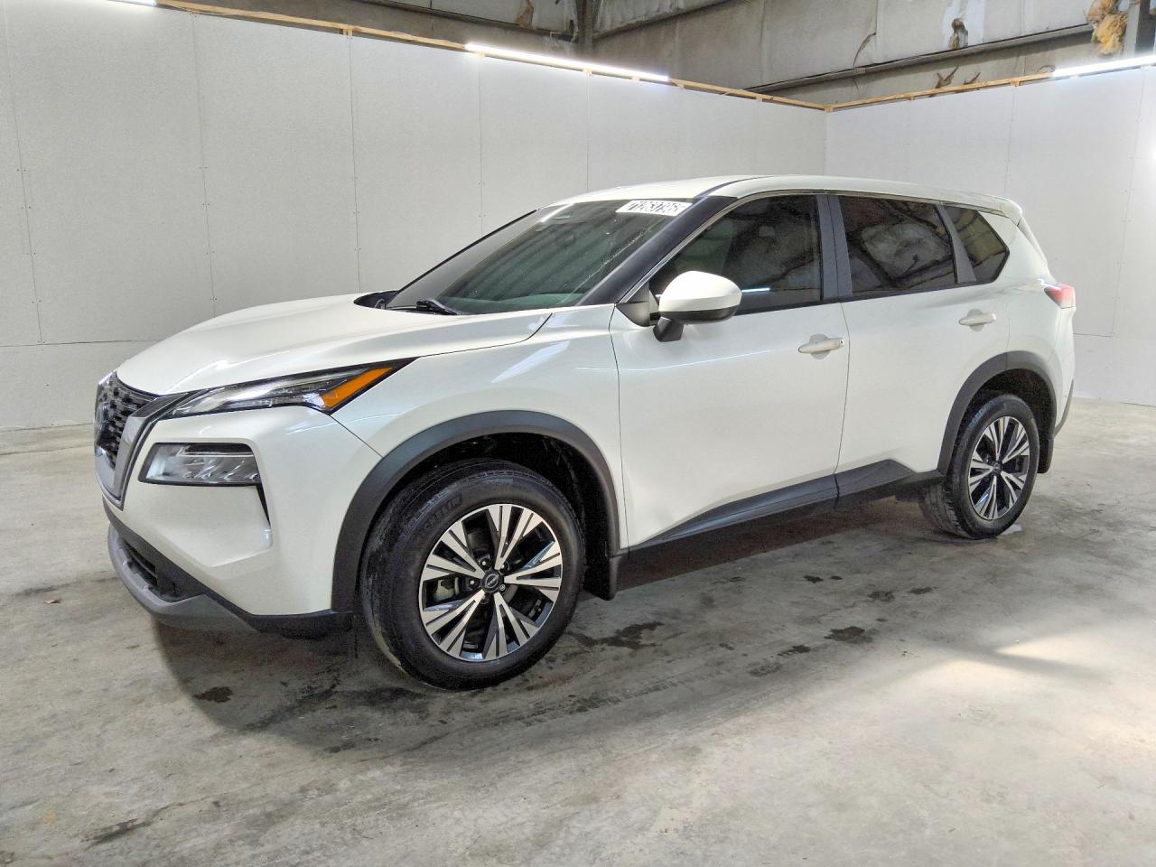 2023 NISSAN ROGUE SV — Front 3/4
