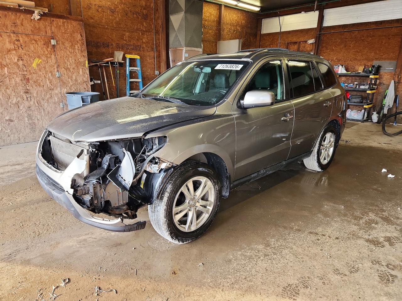 2012 HYUNDAI SANTA FE TOP (High) — Front 3/4