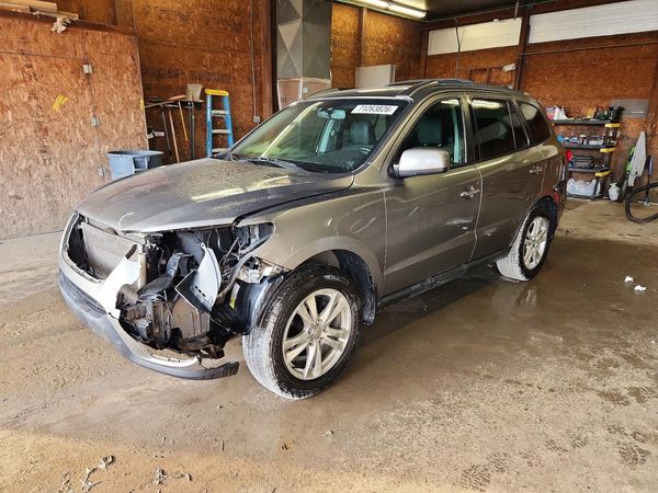 2012 HYUNDAI SANTA FE TOP (High) — Front 3/4