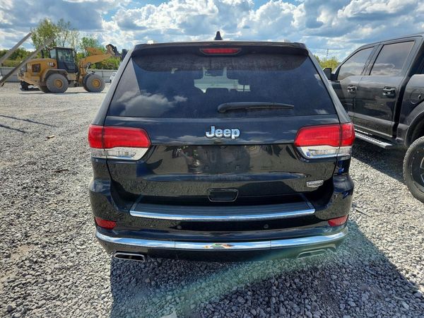 2016 JEEP GRAND CHEROKEE Summit — DIRR