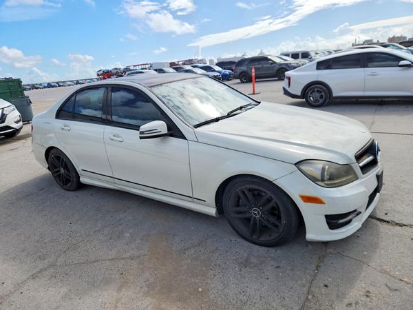 2012 MERCEDES-BENZ C-CLASS C300 4-MATIC — Passenger 3/4