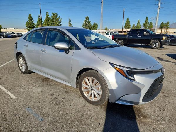 2024 TOYOTA COROLLA — Passenger 3/4