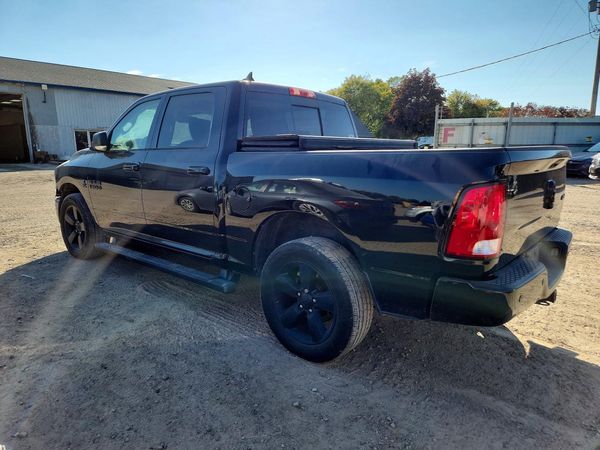 2018 RAM 1500 SLT — DSRA