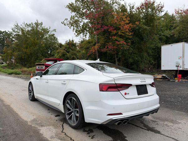 2018 AUDI S5