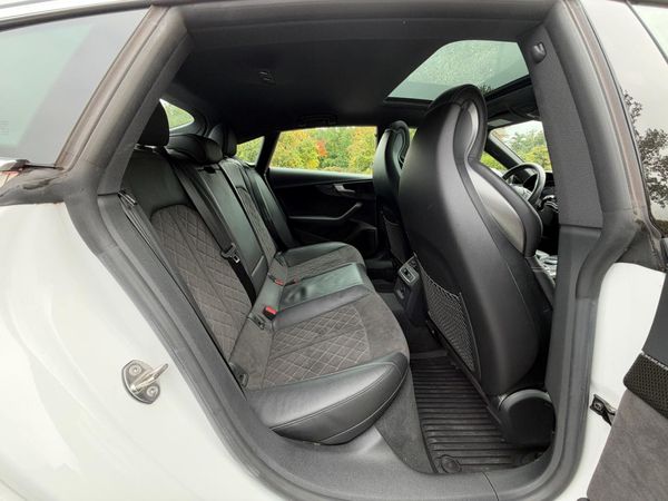 2018 AUDI S5