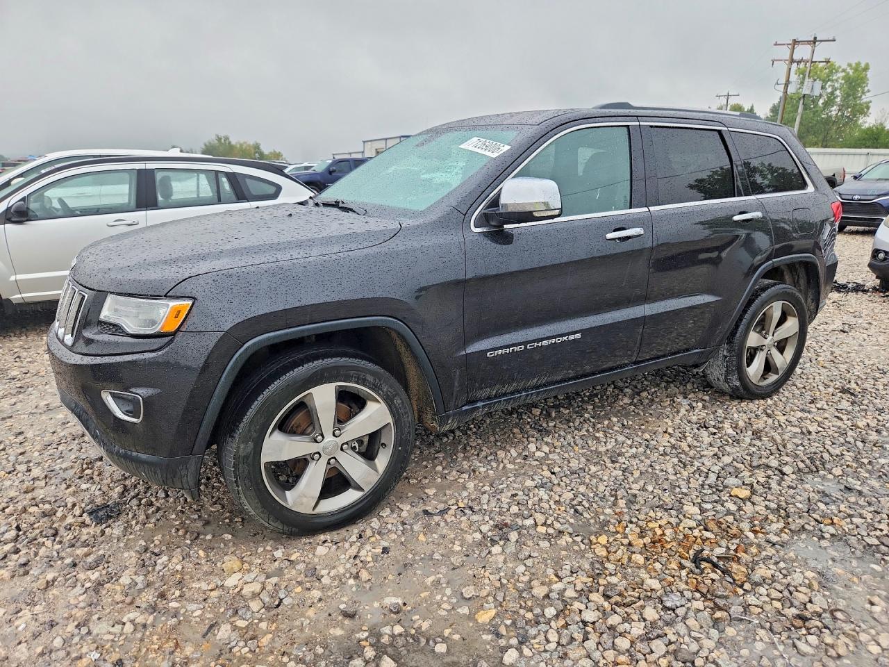 2015 JEEP CHEROKEE Limited — Front 3/4