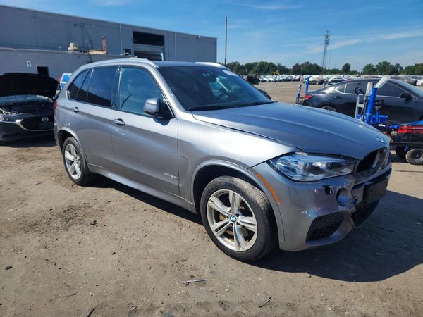 2016 BMW X5 xDrive50i — Passenger 3/4