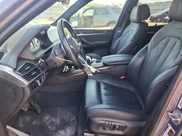 2016 BMW X5 xDrive50i — DENT