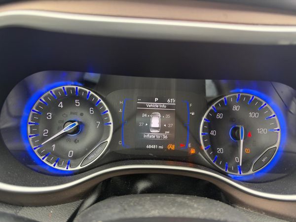 2019 CHRYSLER PACIFICA Touring L