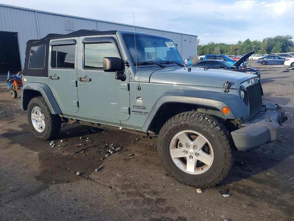 2014 JEEP WRANGLER Sport — Passenger 3/4
