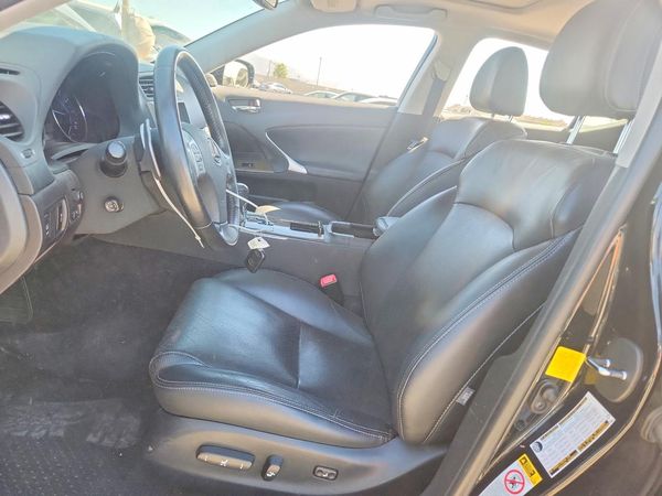 2012 LEXUS IS 250C — DENT