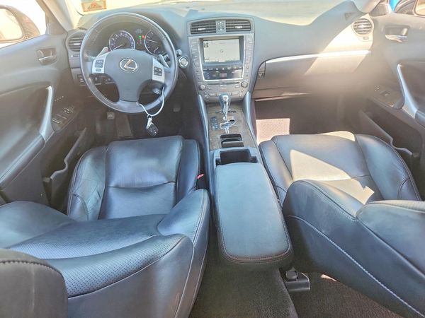 2012 LEXUS IS 250C — CKPT