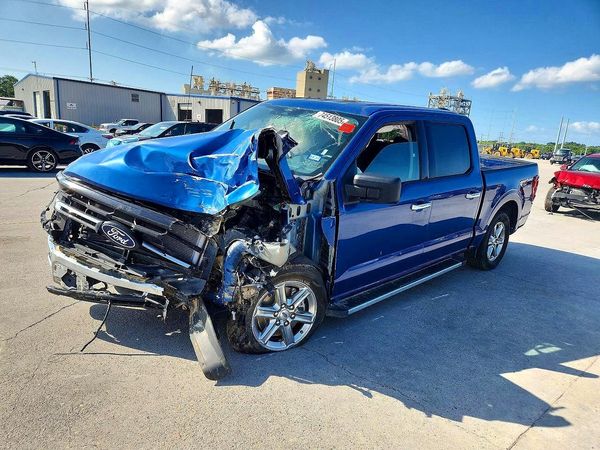 2025 FORD F150 XLT — Front 3/4