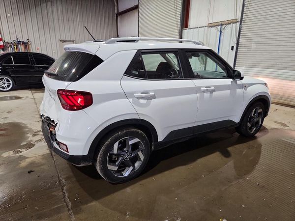 2026 HYUNDAI VENUE SEL, SEL w/ 2-Tone Roof — PSRA