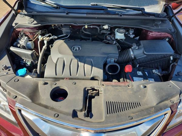2018 ACURA RDX — Engine bay