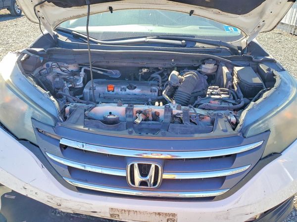 2012 HONDA CRV LX — Engine bay