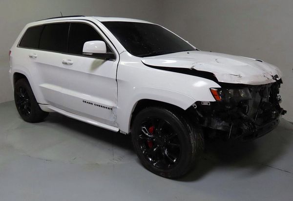 2013 JEEP CHEROKEE SRT8