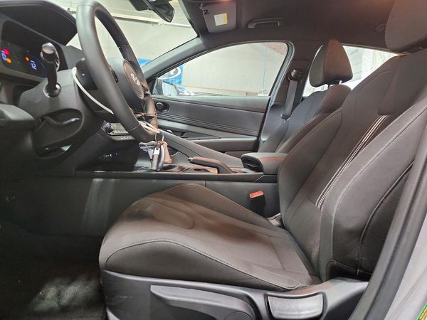 2026 HYUNDAI ELANTRA — DENT