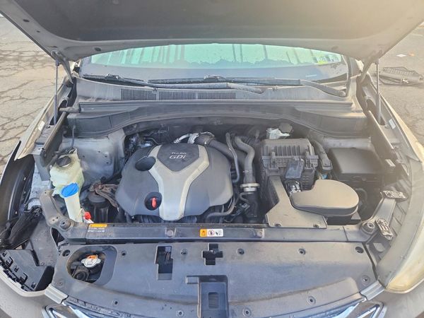2013 HYUNDAI SANTA FE Sport Turbo Tech — Engine bay