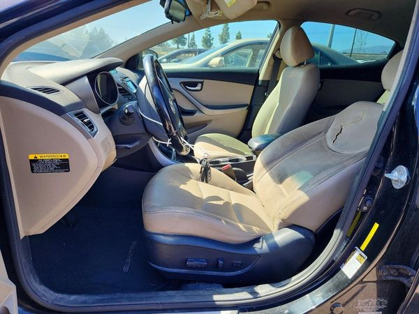 2014 HYUNDAI ELANTRA GLS (Middle) — DENT