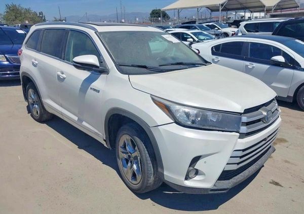 2019 TOYOTA HIGHLANDER