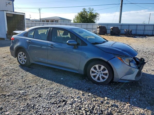 2020 TOYOTA COROLLA LE — Passenger 3/4