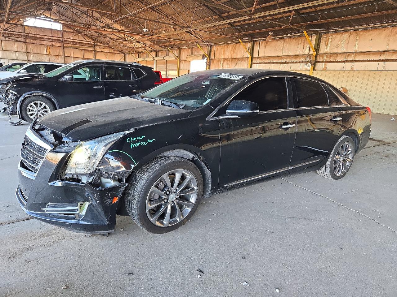 2017 CADILLAC XTS Luxury — Front 3/4