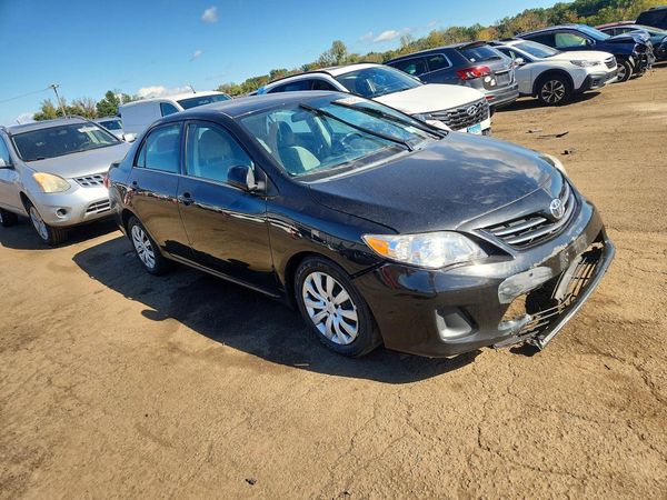 2013 TOYOTA COROLLA — Passenger 3/4