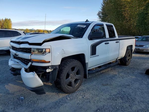 2018 CHEVROLET SILVERADO Custom — Front 3/4