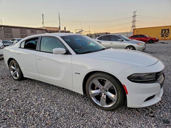 2015 DODGE CHARGER R/T — Passenger 3/4