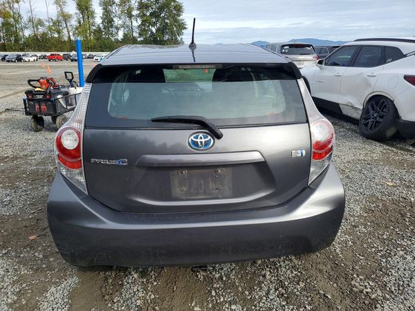 2014 TOYOTA PRIUS — DIRR
