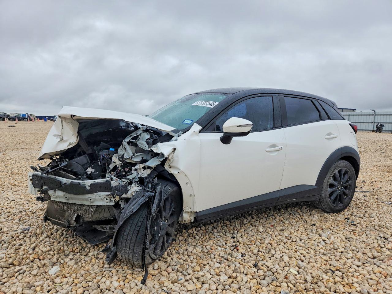 2019 MAZDA CX-3 Touring — Front 3/4