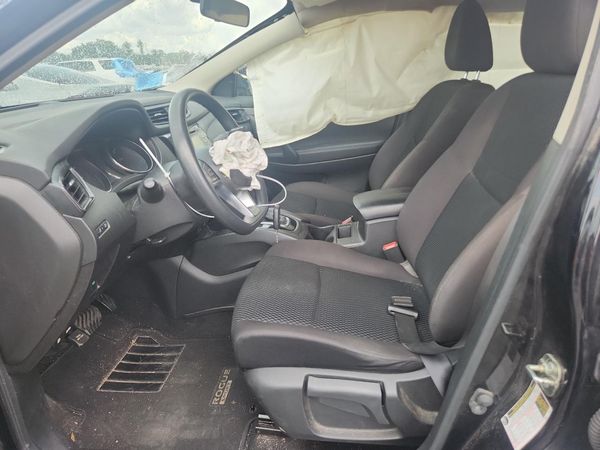 2018 NISSAN ROGUE — DENT